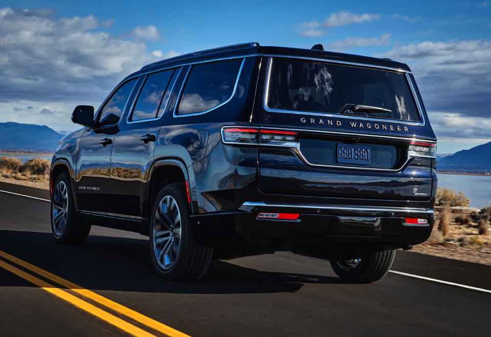 Jeep Grand Wagoneer