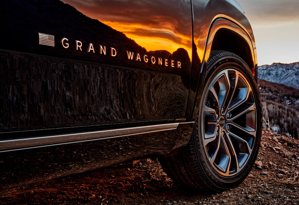 Jeep Grand Wagoneer