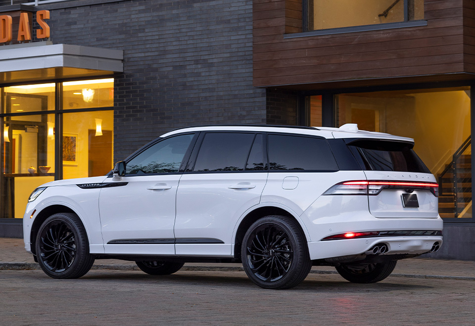 Lincoln Aviator